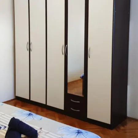 Lemonade アパート