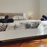 Lemonade Apartment