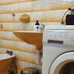 Lemonade Apartment